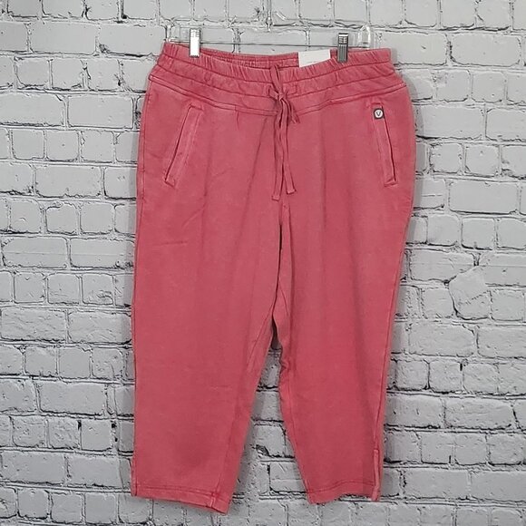 2/$30 Lane Bryant LIVI Capri Sweatpants Size 14/16 Lounge Activewear - Picture 1 of 6